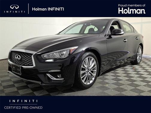 2022 INFINITI Q50 LUXE