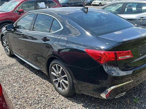 2018 Acura TLX V6 w/Technology Package