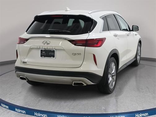 2022 INFINITI QX50 Luxe