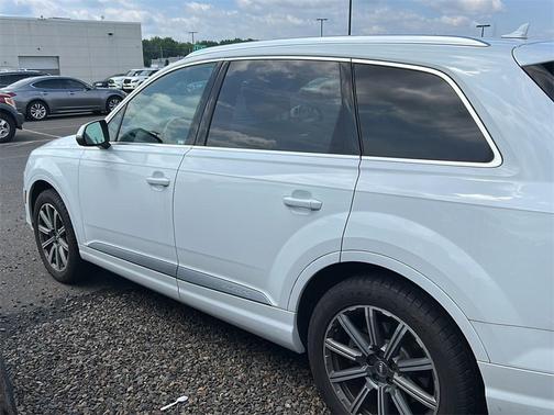 2017 Audi Q7 3.0T Premium Plus