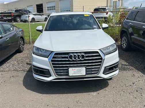 2017 Audi Q7 3.0T Premium Plus