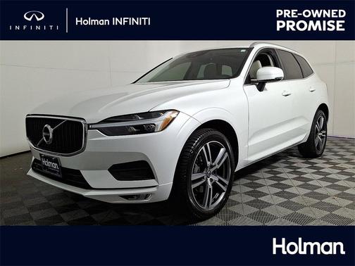 2021 Volvo XC60 T5 Momentum