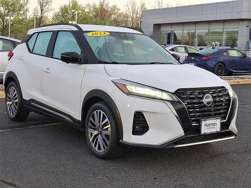2024 Nissan Kicks SR