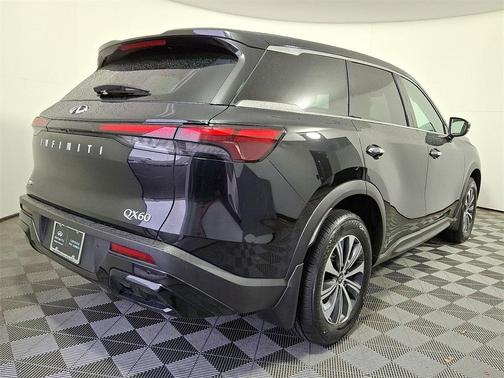 2022 INFINITI QX60 Pure