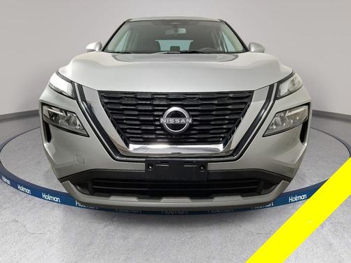 Brilliant Silver Metallic 2023 Nissan Rogue SV