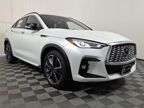 2024 INFINITI QX55 LUXE