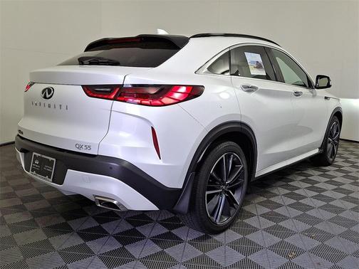 2024 INFINITI QX55 LUXE
