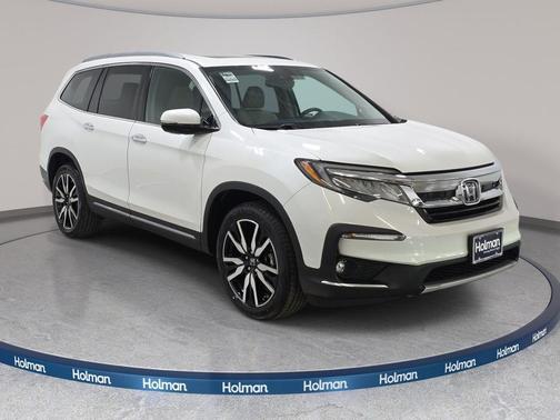 Platinum White Pearl 2021 Honda Pilot Touring 8-Passenger
