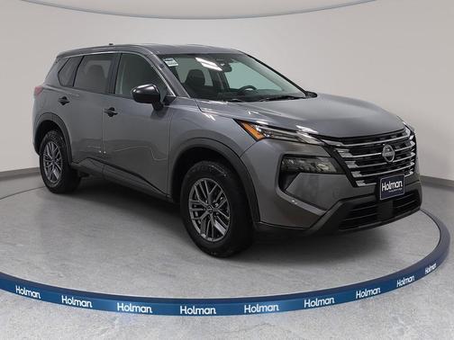 Gun Metallic 2024 Nissan Rogue S