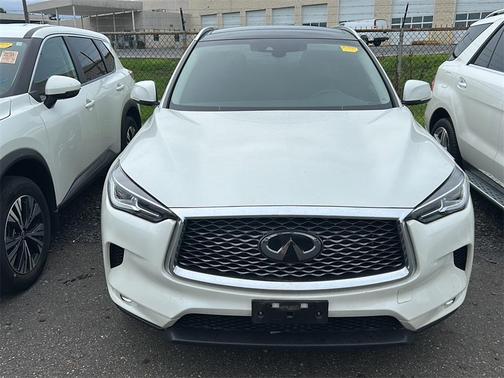 2022 INFINITI QX50 Luxe