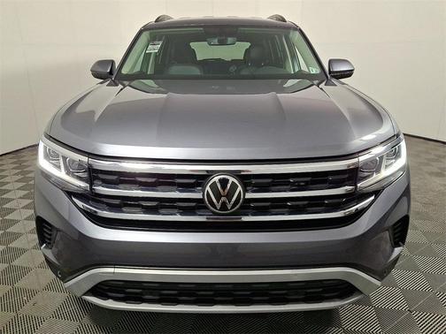2022 Volkswagen Atlas 3.6L SE w/Technology