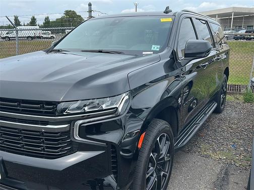 2021 Chevrolet Suburban RST