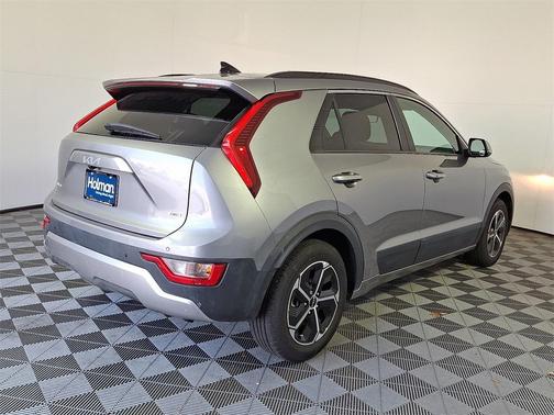 2023 Kia Niro EX