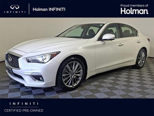 2022 INFINITI Q50 LUXE