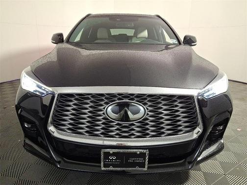 2023 INFINITI QX55 LUXE