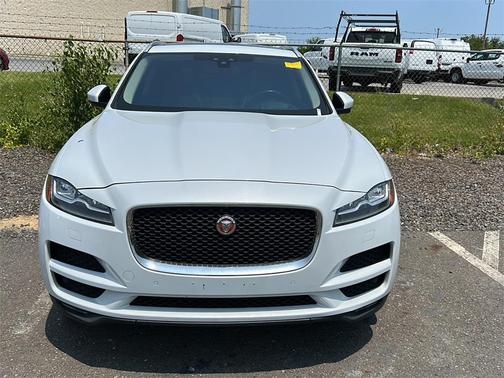 2018 Jaguar F-PACE 35t Portfolio