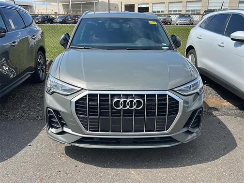 2024 Audi Q3 45 S line Premium