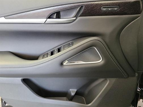 2025 INFINITI QX60 SENSORY
