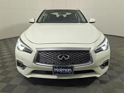 2022 INFINITI Q50 LUXE