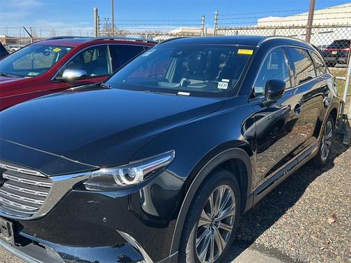 2023 Mazda CX-9 Signature