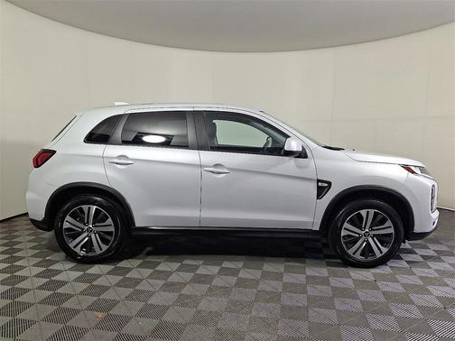 2024 Mitsubishi Outlander Sport 2.0 ES
