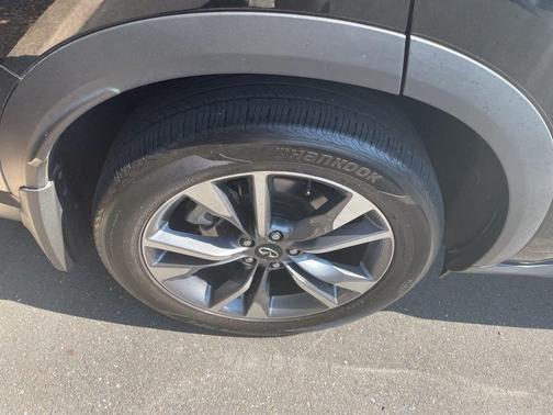 Diamond Black 2024 INFINITI QX60 Luxe