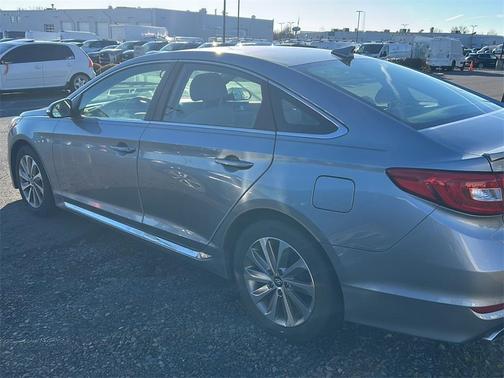 2015 Hyundai SONATA Sport