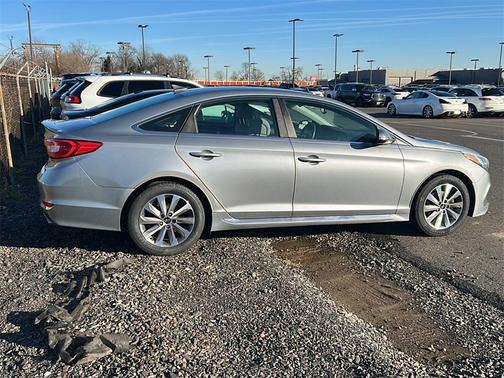 2015 Hyundai SONATA Sport