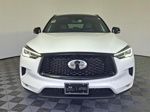 2022 INFINITI QX50 Luxe
