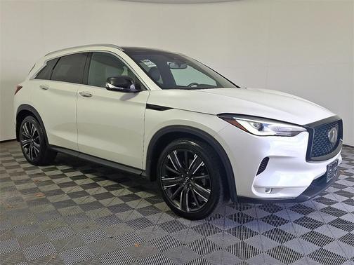 2022 INFINITI QX50 Luxe