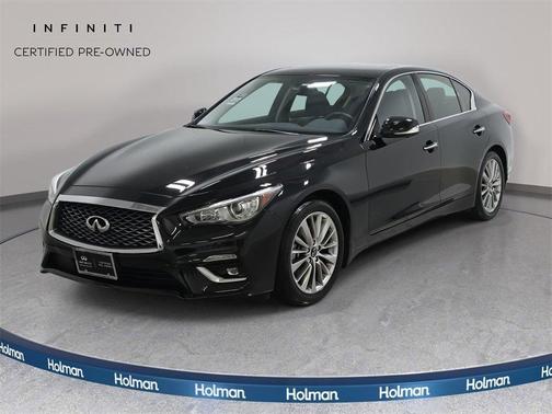 2023 INFINITI Q50 LUXE