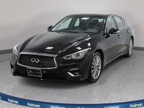 2023 INFINITI Q50 LUXE