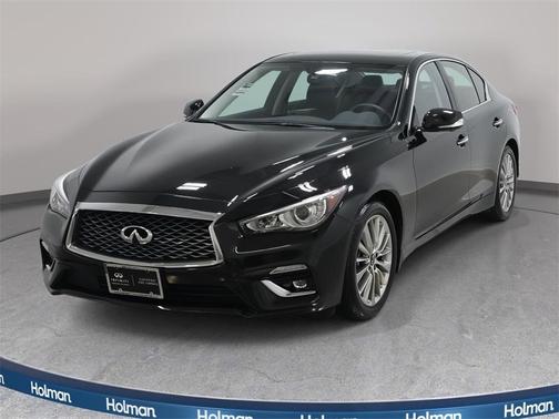 2023 INFINITI Q50 LUXE