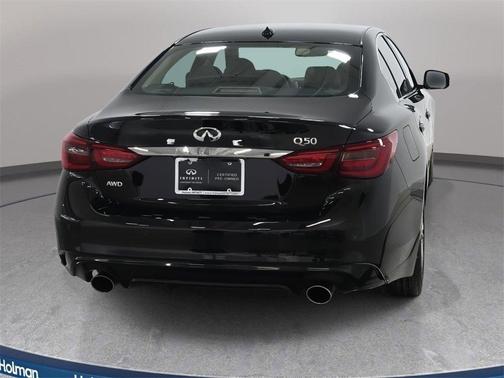 2023 INFINITI Q50 LUXE