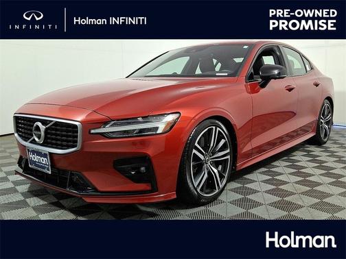 2019 Volvo S60 T6 R-Design