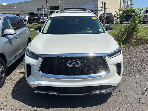 2022 INFINITI QX60 SENSORY