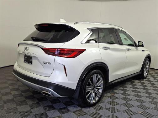 2022 INFINITI QX50 SENSORY