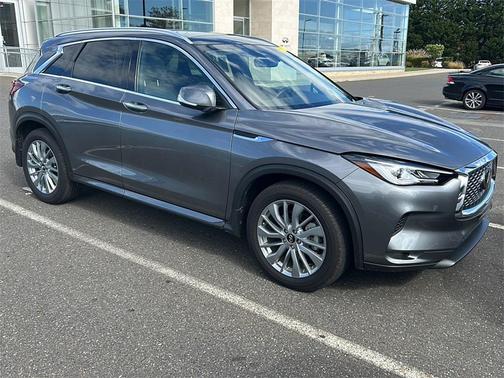 2024 INFINITI QX50 Luxe