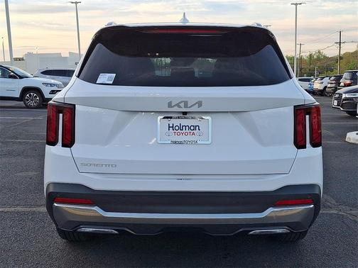 2024 Kia Sorento S