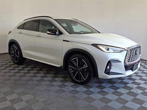 2023 INFINITI QX55 LUXE