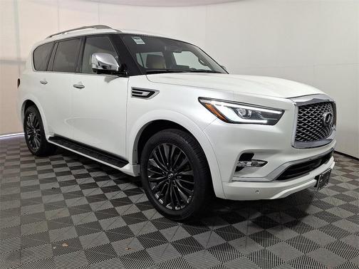 2023 INFINITI QX80 SENSORY