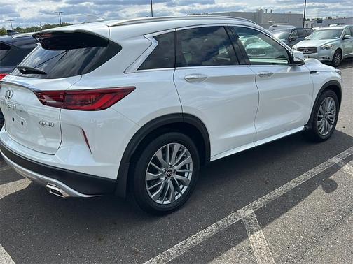 2025 INFINITI QX50 Luxe