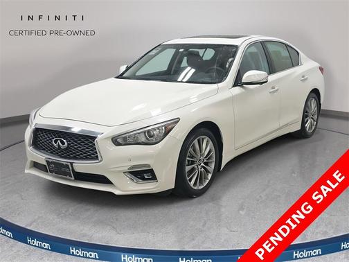 2023 INFINITI Q50 LUXE