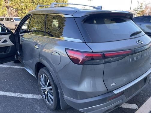 2023 INFINITI QX60 SENSORY