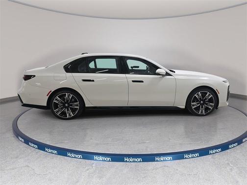 2023 BMW i7 xDrive60