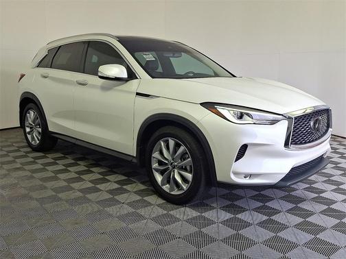 2022 INFINITI QX50 Luxe