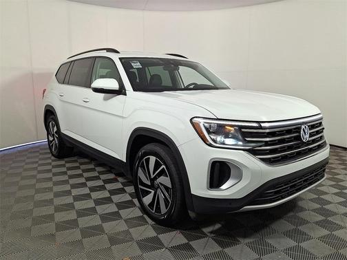 2024 Volkswagen Atlas 2.0T SE