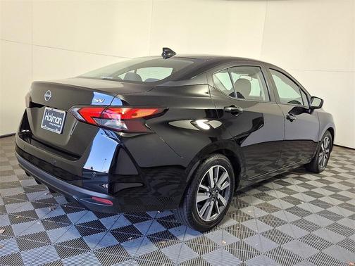 2023 Nissan Versa 1.6 SV