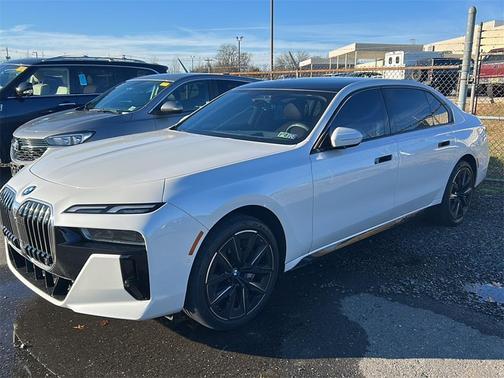 2023 BMW 760 760i xDrive