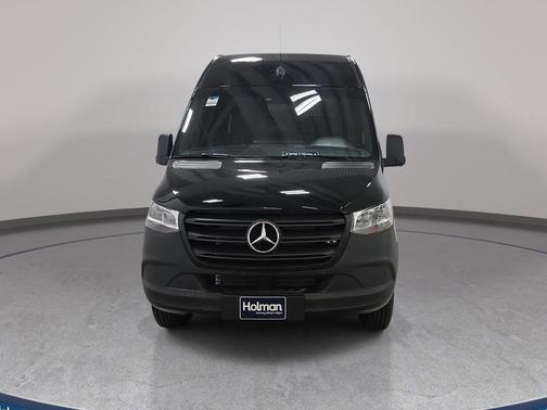 9040BLK 2023 Mercedes-Benz Sprinter 2500 144 WB Standard Roof Passenger